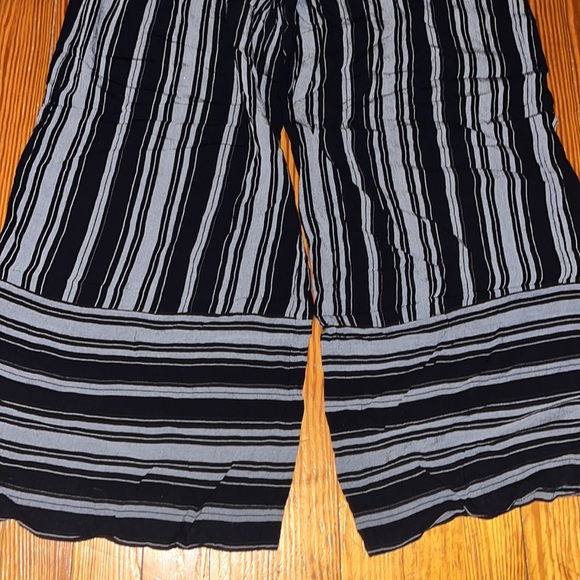 Soft pants - Picture 2 of 3